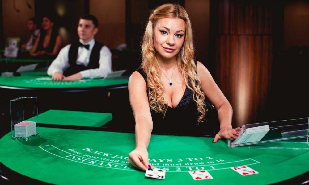 Khám phá thách thức 8 Golden Dragon và nhận phần thưởng hấp dẫn từ 8 Golden Dragon Challenge